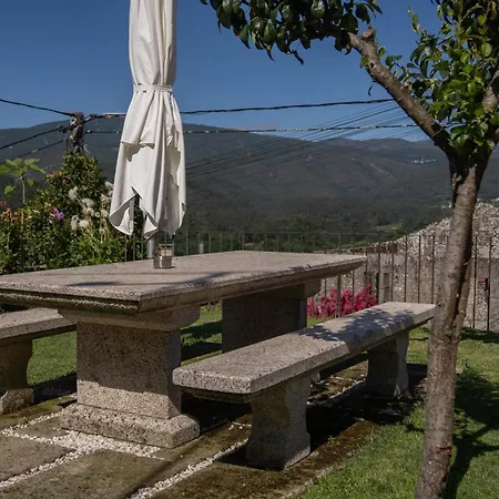 Casa A Chairina Y A Revolta * Arnoia