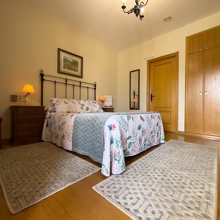 Casa A Chairina Y A Revolta * Arnoia