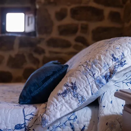 Casa A Chairina Y A Revolta * Arnoia